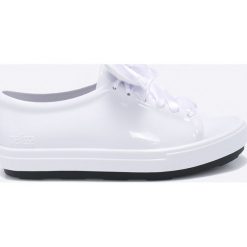 Melissa - Tenisówki Be + Disney. Białe tenisówki damskie marki Melissa, z motywem z bajki, z materiału, na sznurówki. W wyprzedaży za 329,90 zł.
