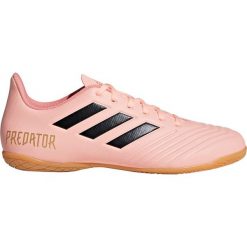 Buty halowe adidas Predator Tango 18.4 In M DB2139. Różowe buty sportowe męskie Adidas, z materiału, bez zapięcia, do piłki nożnej. W wyprzedaży za 289,00 zł.