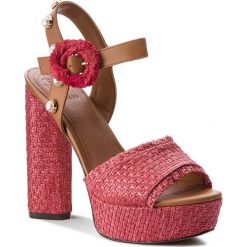Espadryle GUESS - Micaela FLMIC2 FAB05 RED. Czerwone espadryle damskie marki Guess, z aplikacjami, ze skóry ekologicznej, bez obcasa, na obcasie. W wyprzedaży za 399,00 zł.