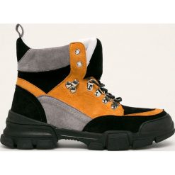 Answear - Buty Givana. Czarne buty sportowe damskie ANSWEAR, bez wzorów, z gumy, sportowe. W wyprzedaży za 99,90 zł.