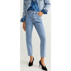 Mango - Jeansy Mom80. Niebieskie jeansy damskie Mango, z aplikacjami, z bawełny, z podwyższonym stanem. Za 139,90 zł.