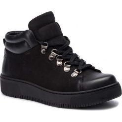 Sneakersy GO SOFT - WI23-DERBA-04 Black. Czarne półbuty damskie GO SOFT, ze skóry. Za 199,99 zł.