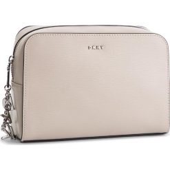 Kosmetyczka DKNY - R91R3A68 Fog FOG. Szare kosmetyczki męskie DKNY, bez wzorów, ze skóry. W wyprzedaży za 269,00 zł.