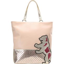 Liebeskind Berlin ALEX HOLIDAY CAPSULE BEAR Torba na zakupy gin fizz. Czerwone torby damskie na zakupy marki Liebeskind Berlin. W wyprzedaży za 873,95 zł.