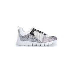 Buty Patrizia Pepe 2V7825/A4BF-F1PR. Białe trampki i tenisówki damskie Patrizia Pepe, bez wzorów, bez zapięcia. Za 399,00 zł.