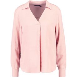 Bluzki damskie: Tiger of Sweden LORRIN Bluzka mahogany rose