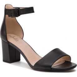 Sandały CLARKS - Deva Mae 261400074 Black Leather. Czarne klapki damskie Clarks, bez wzorów, ze skóry ekologicznej, bez obcasa, na obcasie. W wyprzedaży za 209,00 zł.