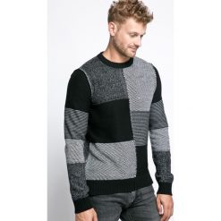 Jack & Jones - Sweter. Czarne swetry klasyczne męskie marki Jack & Jones, s, z bawełny, z okrągłym kołnierzem. W wyprzedaży za 59,90 zł.