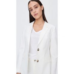 Marynarka - Kremowy. Białe marynarki damskie Sinsay, s, bez wzorów. Za 79,99 zł.