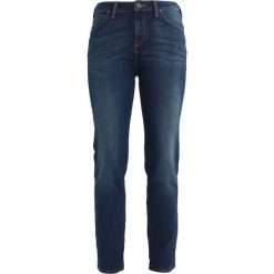 Lee MARION STRAIGHT Jeansy Slim fit mean streaks. Niebieskie jeansy damskie relaxed fit Lee. W wyprzedaży za 246,75 zł.