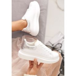 Białe Sneakersy Wembley. Białe buty sportowe damskie Renee, z nadrukiem, ze skóry, sportowe. Za 89,99 zł.