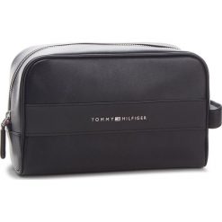 Kosmetyczka TOMMY HILFIGER - Th City Washbag AM0AM03946 002. Czarne kosmetyczki męskie TOMMY HILFIGER, ze skóry ekologicznej. Za 279,00 zł.