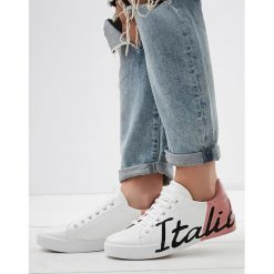 Biało-Różowe Buty Sportowe Hashtag. Czerwone buty sportowe damskie vices. Za 79,99 zł.
