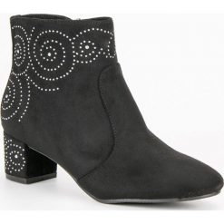 STYLOWE ZAMSZOWE BOTKI. Czarne botki damskie na zamek Merg, z zamszu, eleganckie. Za 159,00 zł.