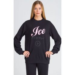 CZARNA BLUZA ICE PLAY. Czarne bluzy damskie xs, z nadrukiem, z bawełny. Za 539,00 zł.