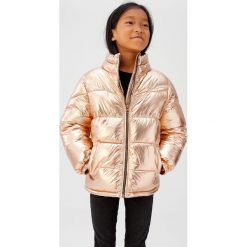 Mango Kids - Kurtka dziecięca Maggie 110 - 164 cm. Żółte kurtki dziewczęce Mango Kids, bez wzorów, z poliesteru, krótkie, bez kaptura. W wyprzedaży za 119,90 zł.
