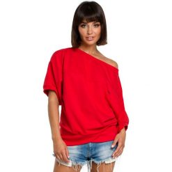 Czerwona Bluzka z Zakładanym Kopertowo Ściągaczem. Czerwone bluzki damskie oversize marki Molly.pl, s, z dzianiny, z kopertowym dekoltem, z krótkim rękawem. Za 105,90 zł.