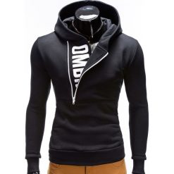 Bluzy męskie: BLUZA MĘSKA Z KAPTUREM I NADRUKIEM DENIS – CZARNA