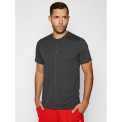 Koszulka techniczna NIKE Yoga Dri-Fit CT6476. Szare koszulki męskie Nike, s, bez wzorów, polo, bez rękawów, dri-fit (nike). W wyprzedaży za 109,00 zł.