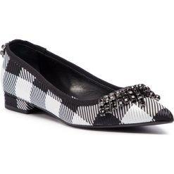 Baleriny WEEKEND MAXMARA - Tiziana 55211792 Bianco/Nero 004. Czarne baleriny damskie WEEKEND MaxMara, bez wzorów, ze skóry, klasyczne, bez obcasa. Za 999,00 zł.