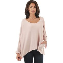 Sweter w kolorze jasnoróżowym. Różowe bez kategorii L'étoile du cachemire, z kaszmiru, z okrągłym kołnierzem. W wyprzedaży za 129,95 zł.