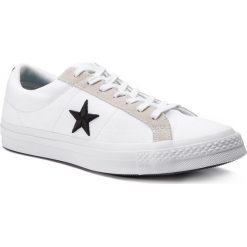 Tenisówki CONVERSE - One Star Ox 160601C White/Black/Black. Białe półbuty męskie Converse, bez wzorów, ze skóry, klasyczne, bez zapięcia. W wyprzedaży za 239,00 zł.