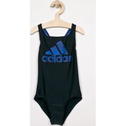 Adidas Performance - Strój kąpielowy dziecięcy 92-170 cm. Niebieskie stroje kąpielowe dziewczęce marki adidas Performance, bez wzorów, z elastanu. W wyprzedaży za 79,90 zł.
