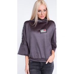 Bluza z pluszu z lampasami ciemnoszara 6562. Szare bluzy damskie Fasardi, s, bez wzorów, bez rękawów, bez kaptura. Za 44,00 zł.