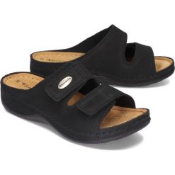 TAMARIS 27510-23 001 black, klapki profilaktyczne damskie. Czarne koturny damskie Tamaris, bez obcasa, na koturnie, na rzepy. Za 139,90 zł.
