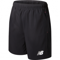 Spodenki treningowe - MS732030BK. Czarne spodenki i szorty męskie marki New Balance, s, z poliesteru, sportowe, do piłki nożnej. W wyprzedaży za 99,99 zł.