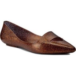 Baleriny MELISSA - Maisie Ad 31993 Glitter Gold 52973. Brązowe meliski damskie marki Melissa, z tworzywa sztucznego. W wyprzedaży za 189,00 zł.