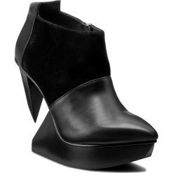 Botki UNITED NUDE - Edge 10161011604 Black. Czarne botki damskie skórzane marki United Nude, na obcasie. W wyprzedaży za 959,00 zł.