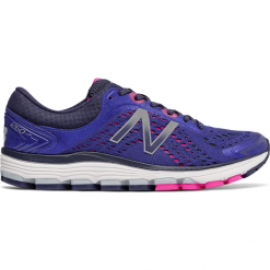 New Balance W1260BP7. Niebieskie buty sportowe damskie marki New Balance, bez wzorów, z gumy, bez zapięcia. W wyprzedaży za 429,99 zł.