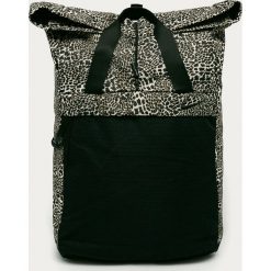 Nike - Plecak. Czarne plecaki damskie Nike, bez wzorów, z poliesteru. Za 189,90 zł.