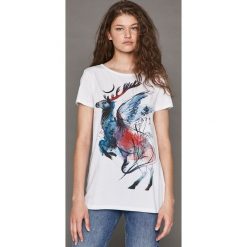 Medicine - T-shirt by Yadou, Tattoo Konwent. Szare bluzki damskie MEDICINE, s, z nadrukiem, z bawełny, casualowe, z okrągłym kołnierzem, z krótkim rękawem. Za 59,90 zł.