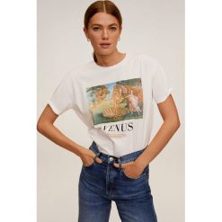 Mango - T-shirt Psvenus. Białe bluzki damskie Mango, s, z nadrukiem, z bawełny, casualowe, z okrągłym kołnierzem. Za 69,90 zł.