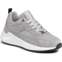 Sneakersy MEXX - Dyonna MXK0087_01W Lt Grey 9004. Szare półbuty damskie Mexx, bez wzorów, z zamszu, bez obcasa, na płaskiej podeszwie, bez zapięcia. Za 449,00 zł.