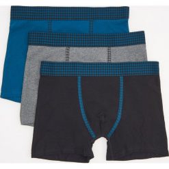 Bokserki 3 pack - Turkusowy. Niebieskie bokserki męskie Reserved, bez wzorów. Za 59,99 zł.