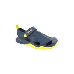 Sandały sportowe Crocs M Swiftwater Mesh Deck Sandal 205289-42K. Szare klapki męskie Crocs, bez wzorów, z meshu. Za 199,99 zł.