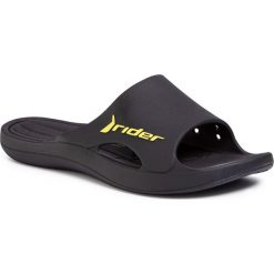 Klapki RIDER - Bay IX Ad 82819 Black/Black 20766. Czarne klapki męskie Rider, bez wzorów, z tworzywa sztucznego. W wyprzedaży za 89,00 zł.