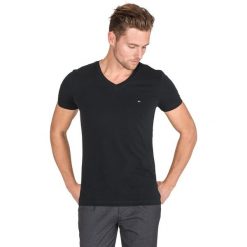 Tommy Hilfiger Koszulka Czarny. Czarne podkoszulki męskie TOMMY HILFIGER, s, bez wzorów, z elastanu, bez kołnierzyka, krótkie. Za 187,95 zł.