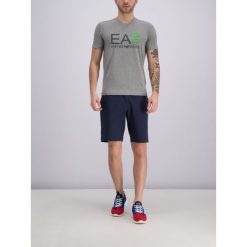 Szorty sportowe EA7 Emporio Armani 3GPS54 PJ05Z 1554. Niebieskie spodenki sportowe męskie EA7 Emporio Armani, xxl, bez wzorów, z bawełny, sportowe. W wyprzedaży za 199,00 zł.