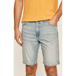 Wrangler - Szorty jeansowe. Niebieskie spodenki i szorty męskie Wrangler, bez wzorów, z elastanu, casualowe. Za 239,90 zł.