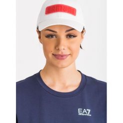 CZAPKA Armani exchange. Białe czapki damskie Armani Exchange, z aplikacjami, z bawełny. Za 191,20 zł.