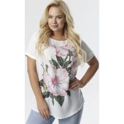 Biała Bluzka Echotina. Białe bluzki damskie Born2be, xl, z nadrukiem, z jeansu, bez kołnierzyka, z krótkim rękawem. Za 59,99 zł.