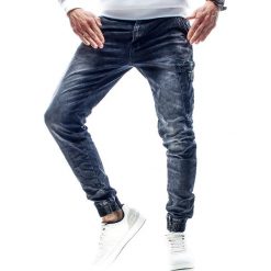 Spodnie męskie jeansowe czarne Recea. Czarne spodnie męskie Recea, s, bez wzorów, z elastanu, klasyczne. Za 129,99 zł.