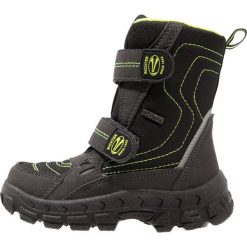 Richter Śniegowce black/neon mais. Czarne buty chłopięce zimowe marki Richter, z materiału. W wyprzedaży za 179,40 zł.