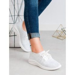 TEKSTYLNE OBUWIE SPORTOWE. Czarne buty sportowe damskie Ideal Shoes, bez wzorów, sportowe. Za 52,90 zł.