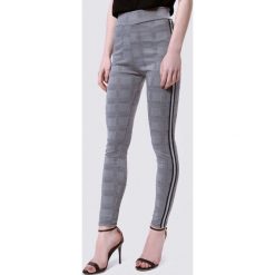 Czarno-Szare Legginsy Precipitance. Szare legginsy damskie marki Born2be, xl, bez wzorów, z dzianiny. Za 49,99 zł.