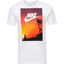 T-shirty męskie z nadrukiem: Nike Sportswear TEE Tshirt z nadrukiem white